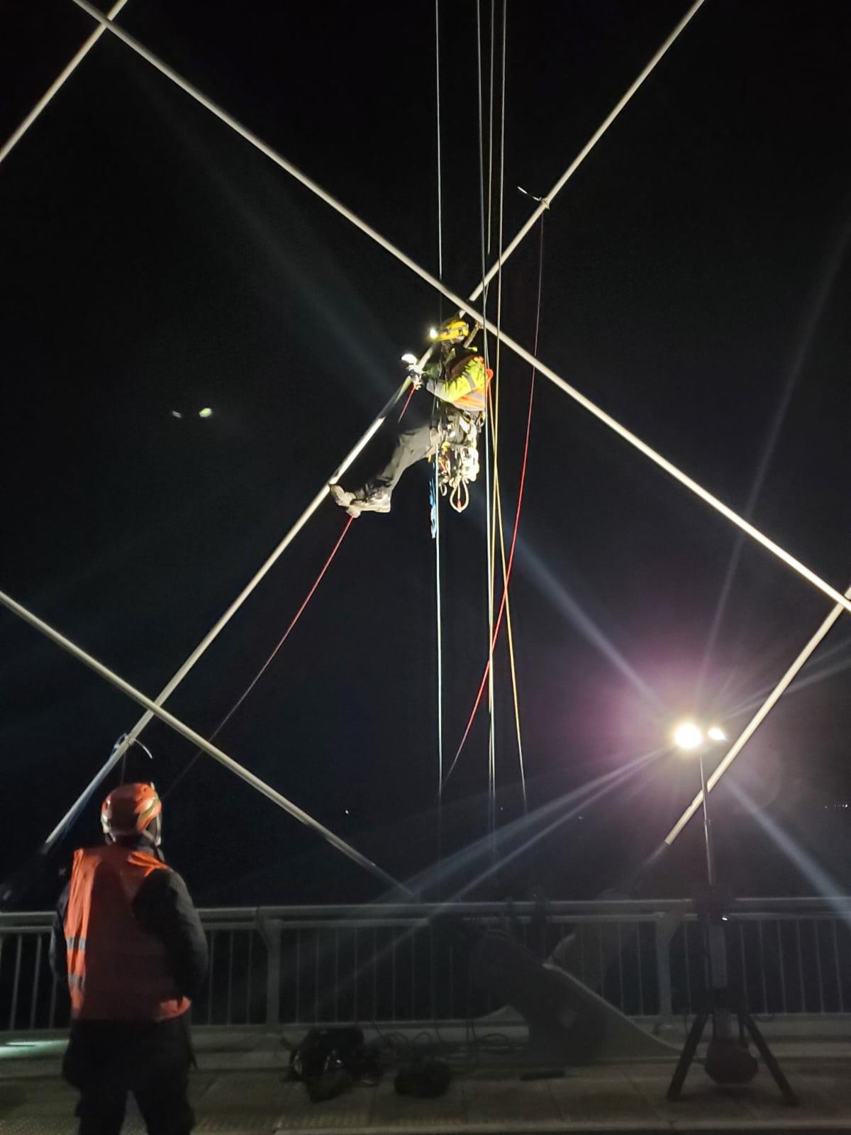 Fassadenreinigung und Sanierung durch Industriekletterer